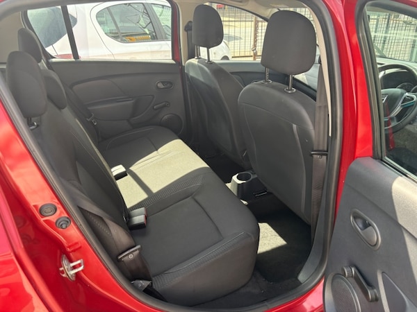 Used Dacia Sandero 2017 for sale - 75527346: Photo 10