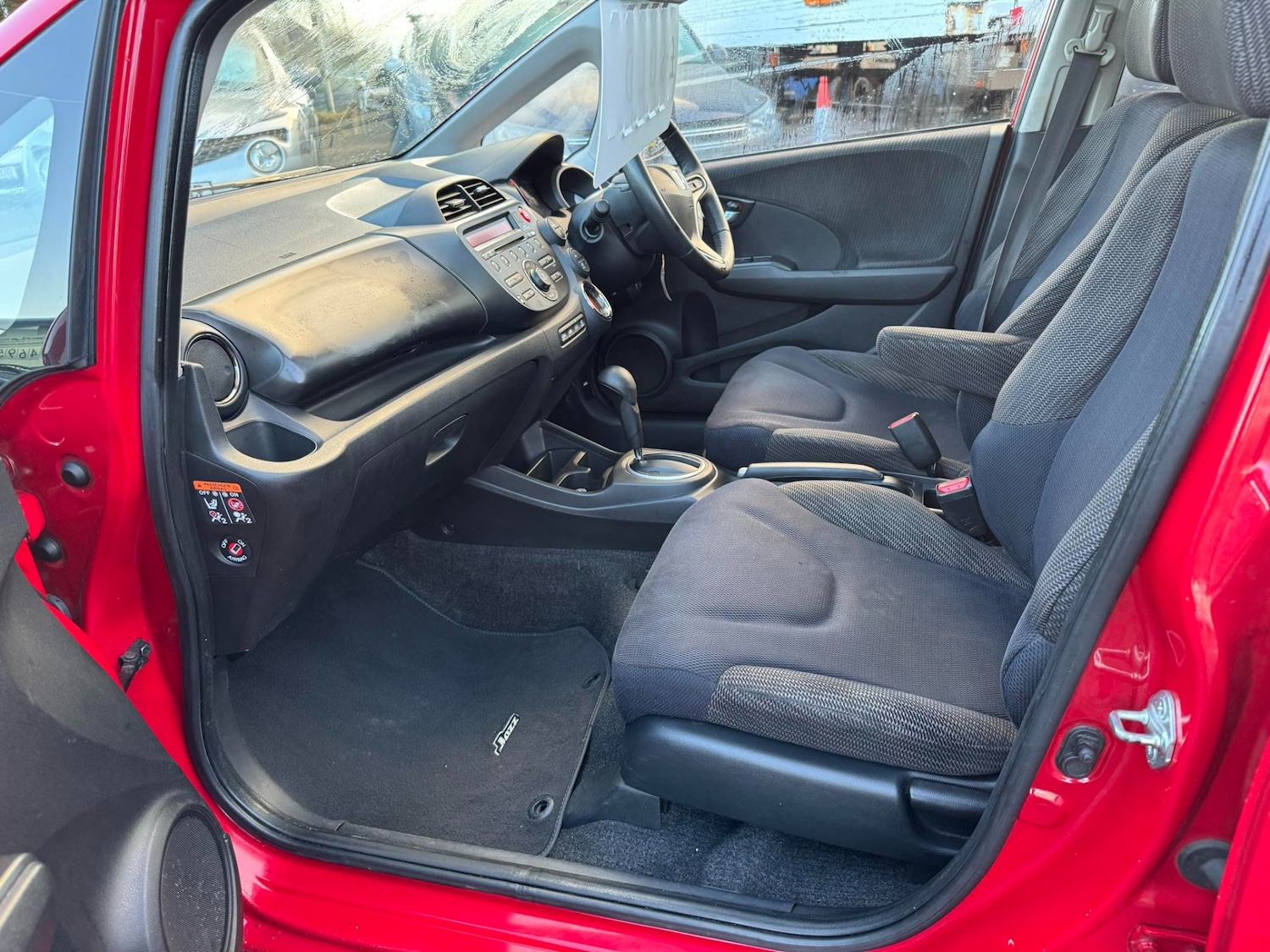 Used Honda Jazz 2014 for sale - 76799667: Photo 10