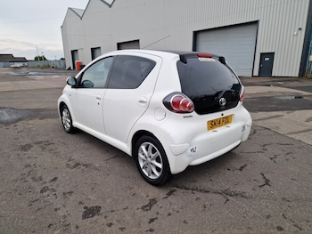 Used Toyota AYGO 2014 for sale - 76461397: Photo