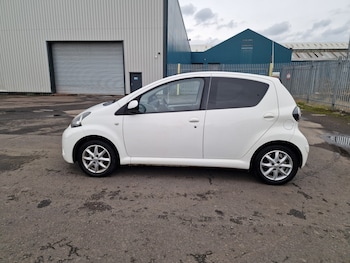Used Toyota AYGO 2014 for sale - 76461397: Photo
