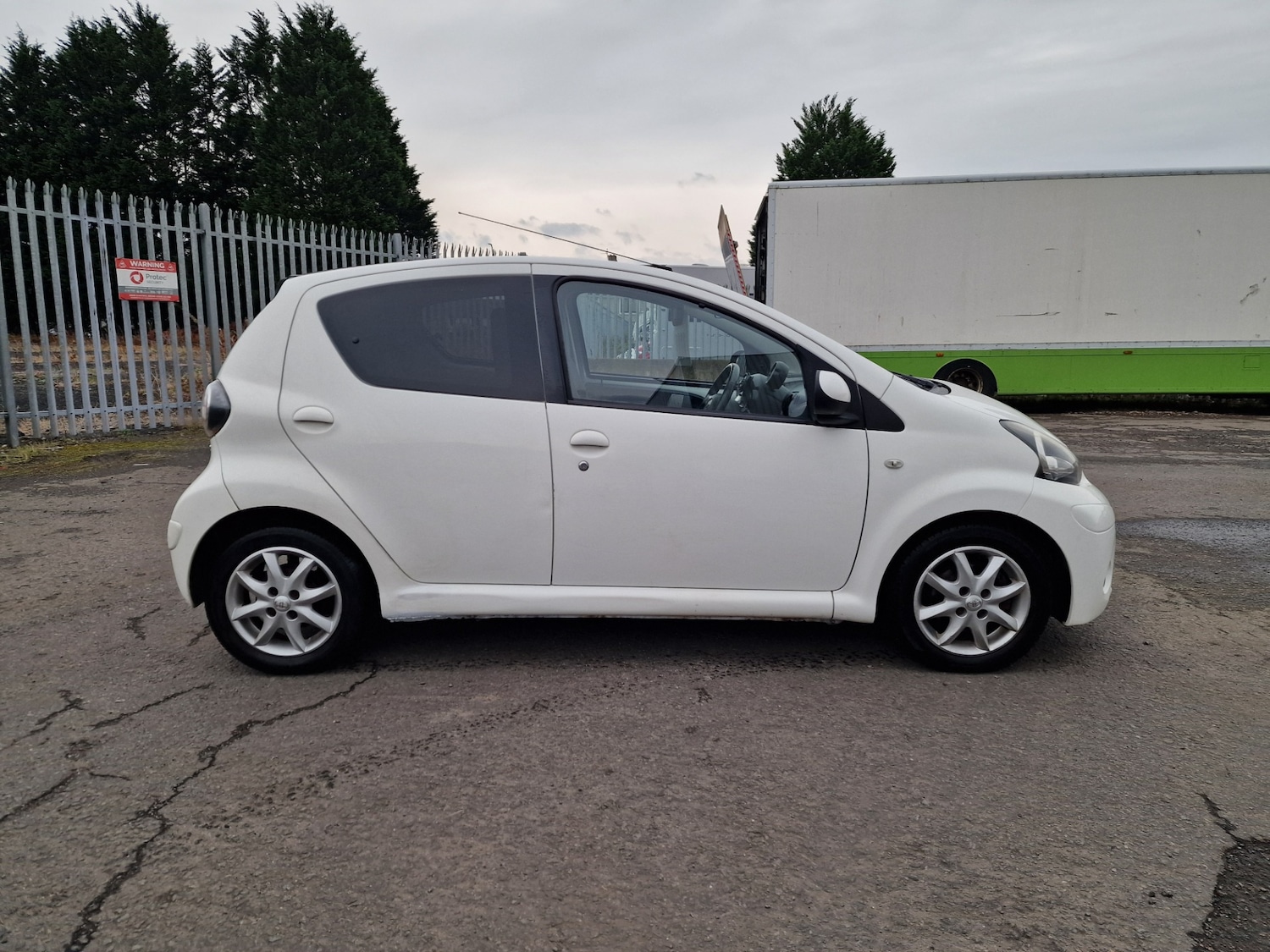 Used Toyota AYGO 2014 for sale - 76461397: Photo 5