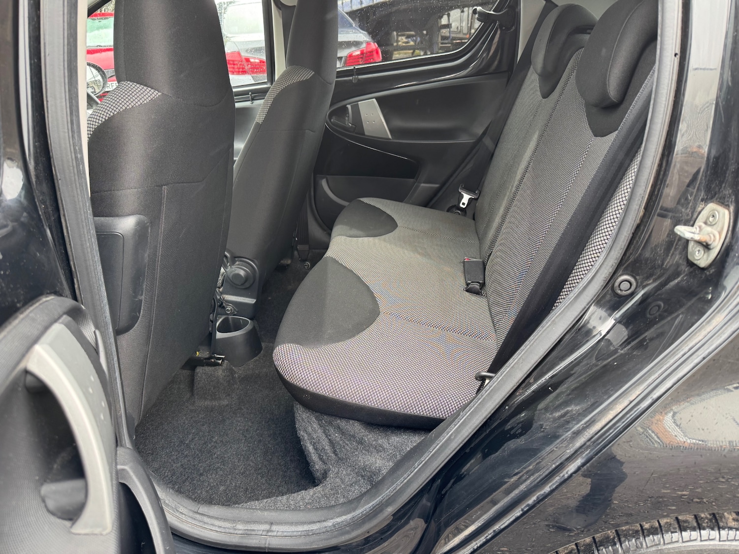 Used Toyota AYGO 2012 for sale - 78014949: Photo 11