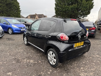 Used Toyota AYGO 2012 for sale - 79451552: Photo