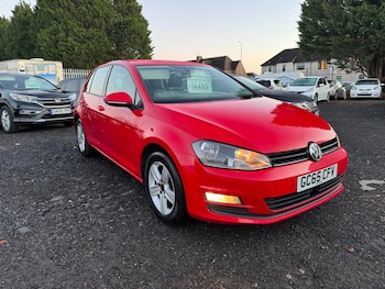 Used Volkswagen Golf 2016 for sale - 76785307: Photo