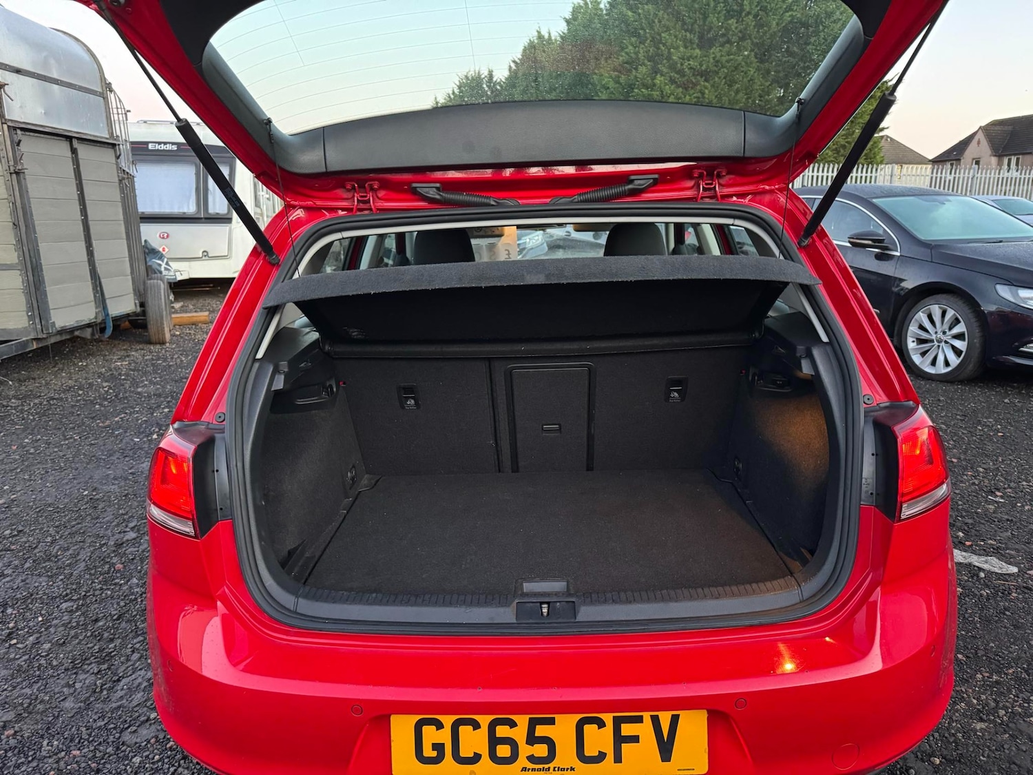 Used Volkswagen Golf 2016 for sale - 76785307: Photo 9