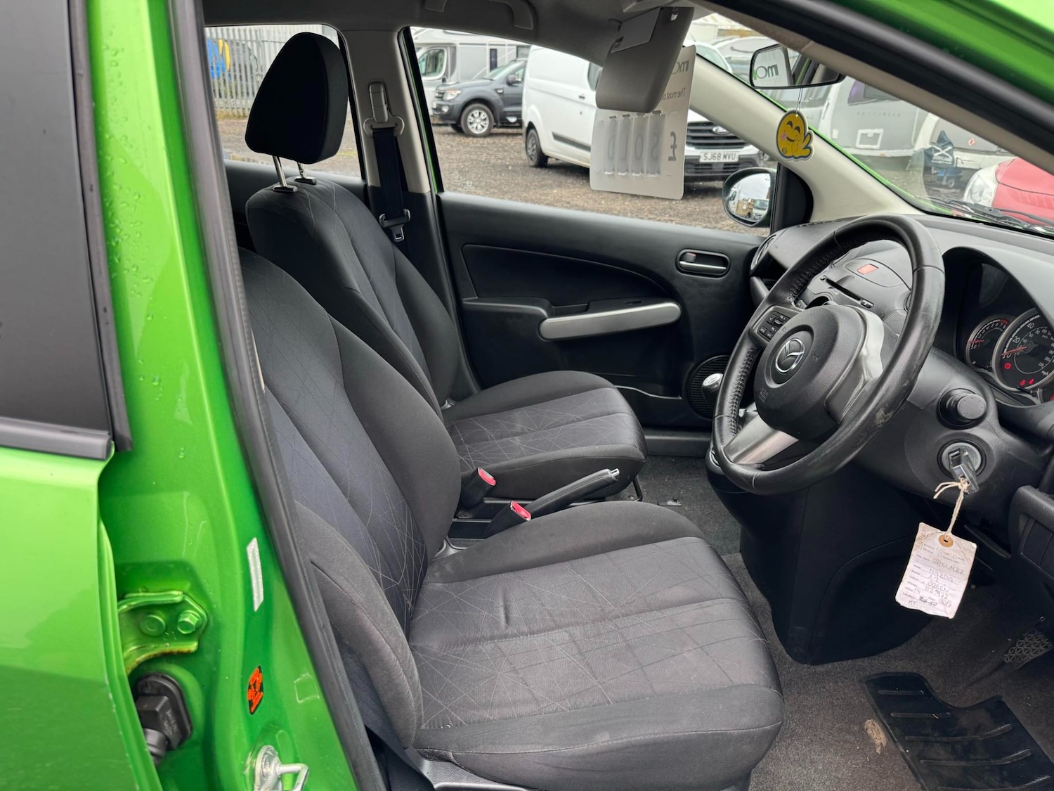 Used Mazda Mazda2 2011 for sale - 76461518: Photo 8