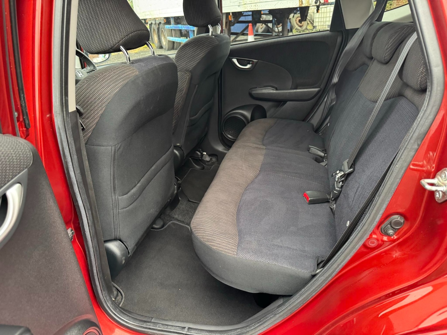 Used Honda Jazz 2015 for sale - 76461604: Photo 10