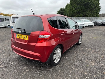 Used Honda Jazz 2015 for sale - 76461604: Photo