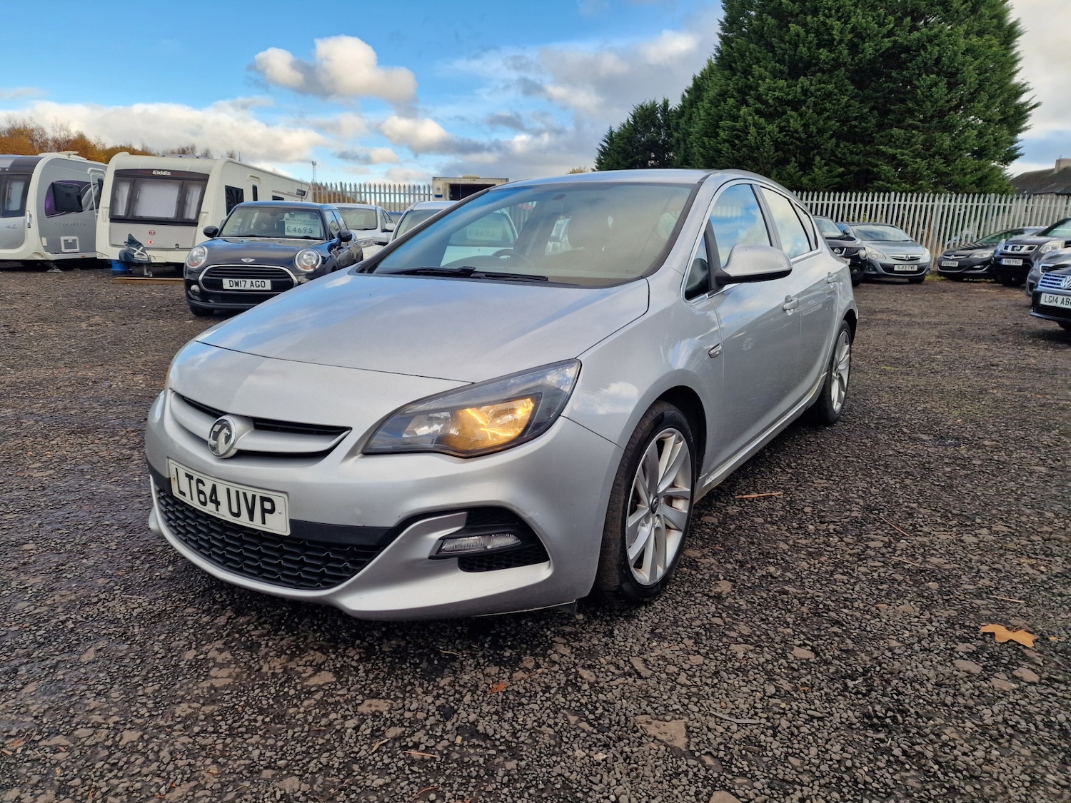 Used Vauxhall Astra 2014 for sale - 76533813: Photo 2