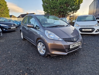 Used Honda Jazz 2013 for sale - 77237272: Photo