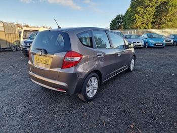 Used Honda Jazz 2013 for sale - 77237272: Photo