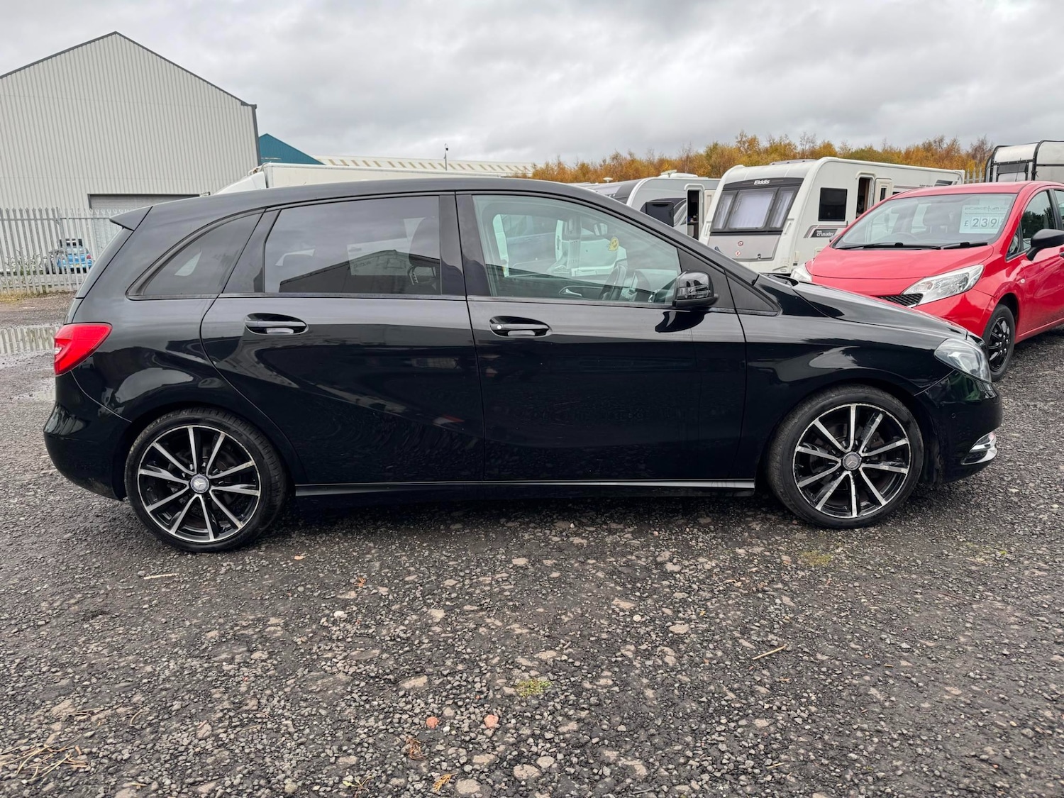 Used Mercedes-Benz B Class 2014 for sale - 76453131: Photo 6