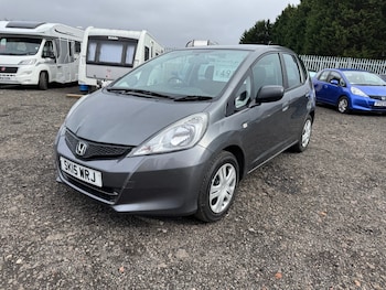 Used Honda Jazz 2015 for sale - 77818032: Photo