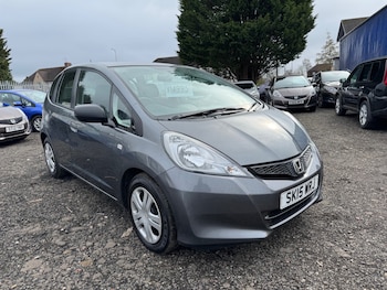 Used Honda Jazz 2015 for sale - 77818032: Photo