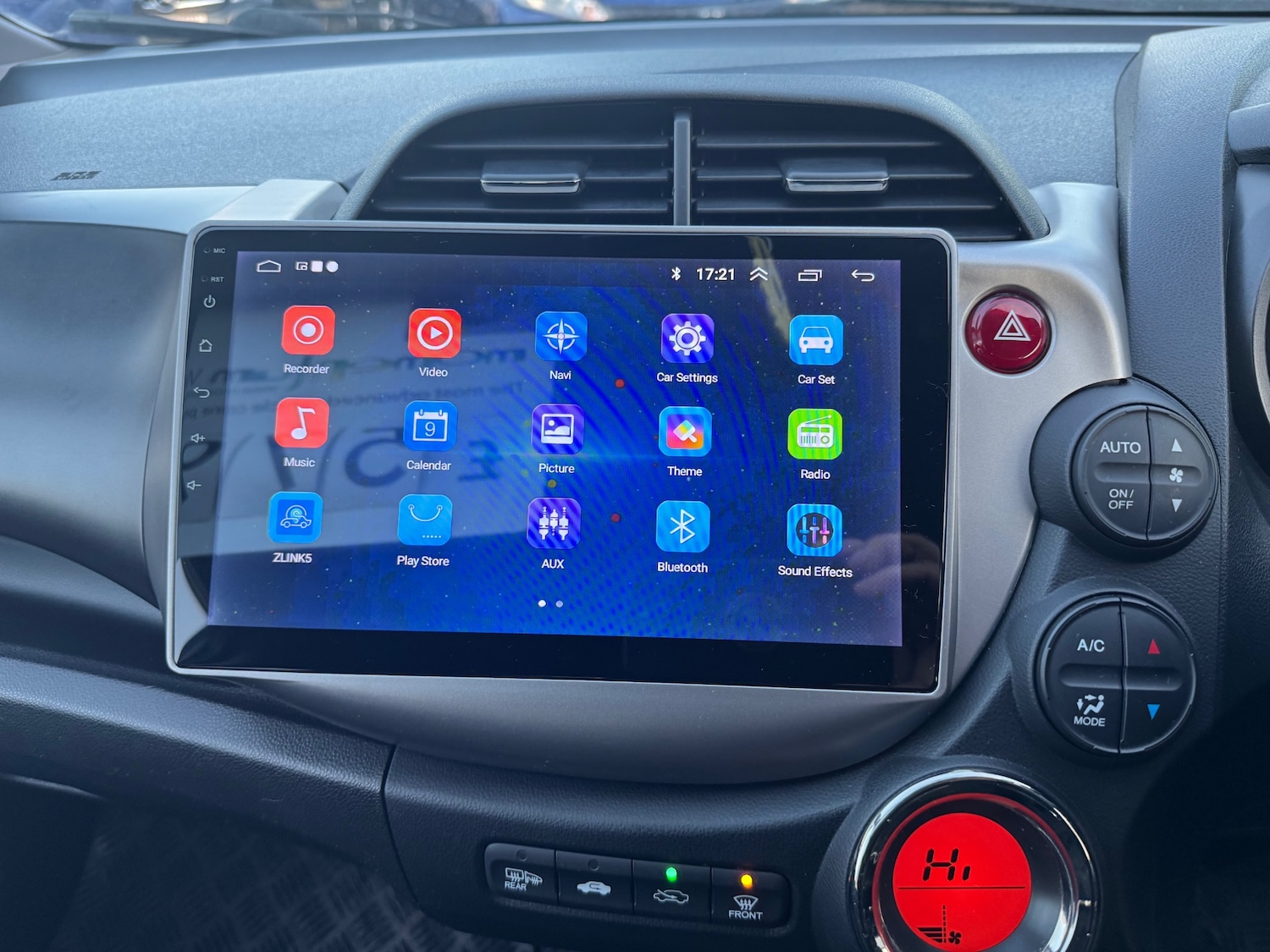 Used Honda Jazz 2015 for sale - 77759410: Photo 19