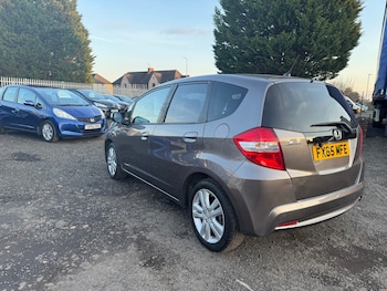 Used Honda Jazz 2015 for sale - 77759410: Photo