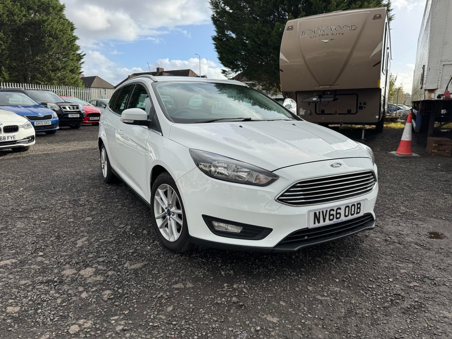 Used Ford Focus 2017 for sale - 76456579: Photo 1