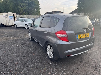 Used Honda Jazz 2013 for sale - 78627847: Photo