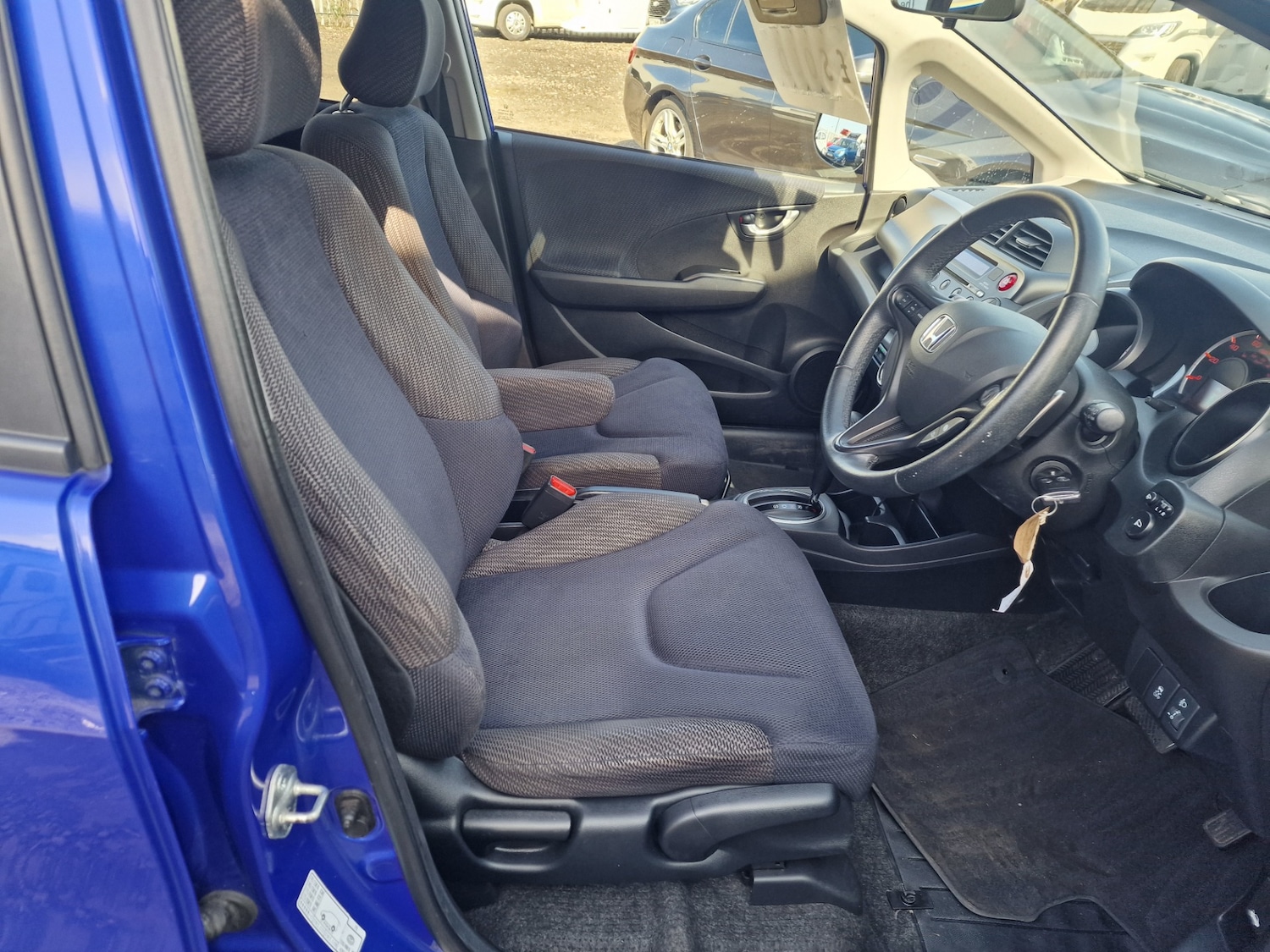 Used Honda Jazz 2014 for sale - 77954306: Photo 11