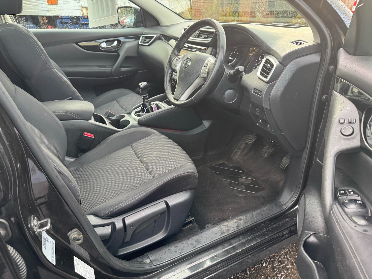 Used Nissan Qashqai 2016 for sale - 76456576: Photo 9