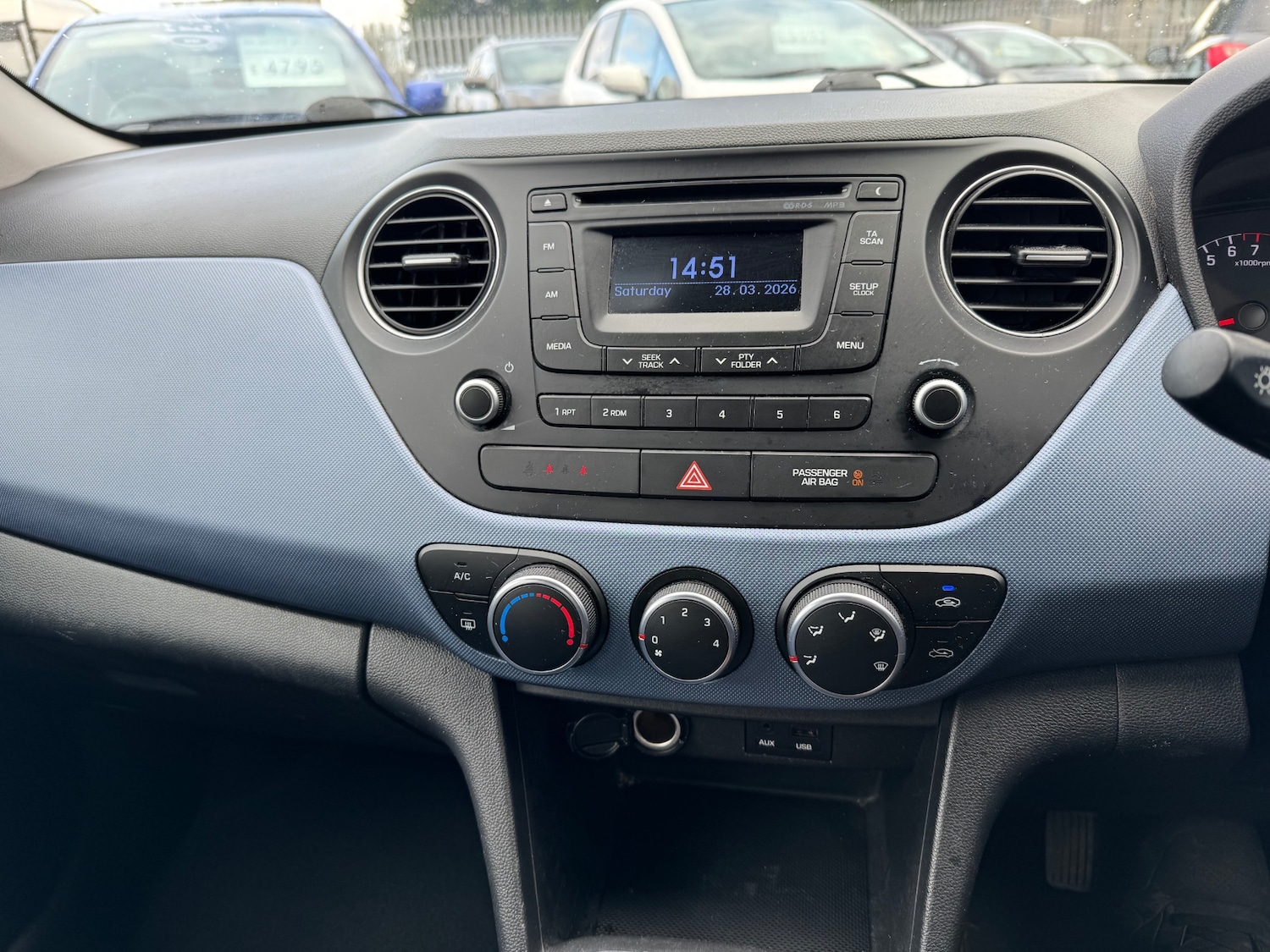 Used Hyundai i10 2015 for sale - 78055482: Photo 15