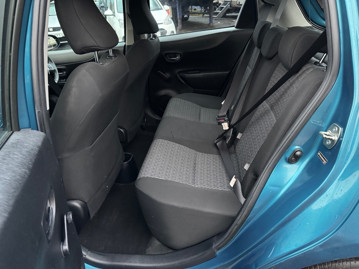 Used Toyota Yaris 2013 for sale - 77123987: Photo 11