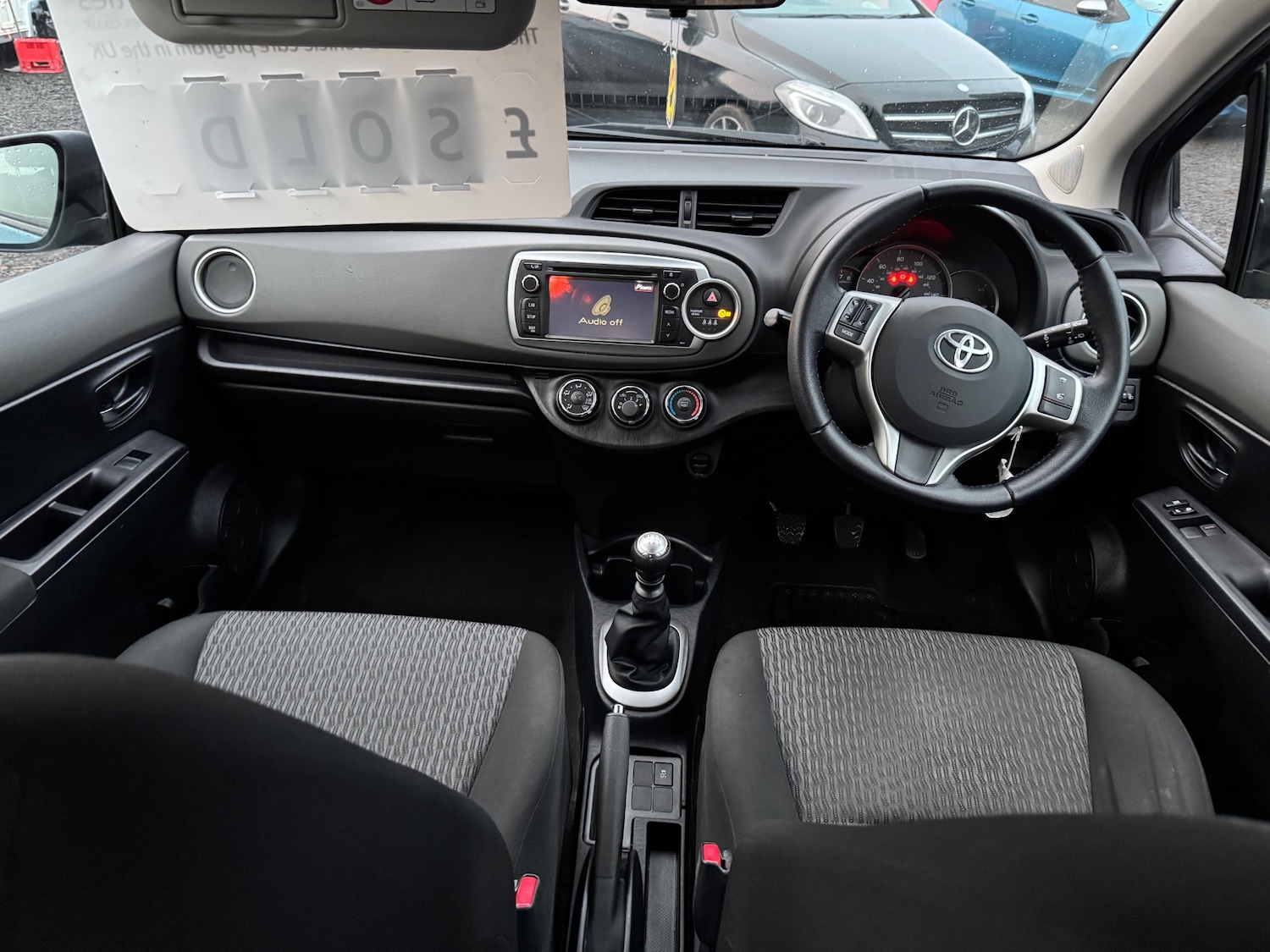 Used Toyota Yaris 2013 for sale - 77123987: Photo 13