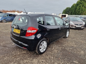 Used Honda Jazz 2012 for sale - 77918200: Photo