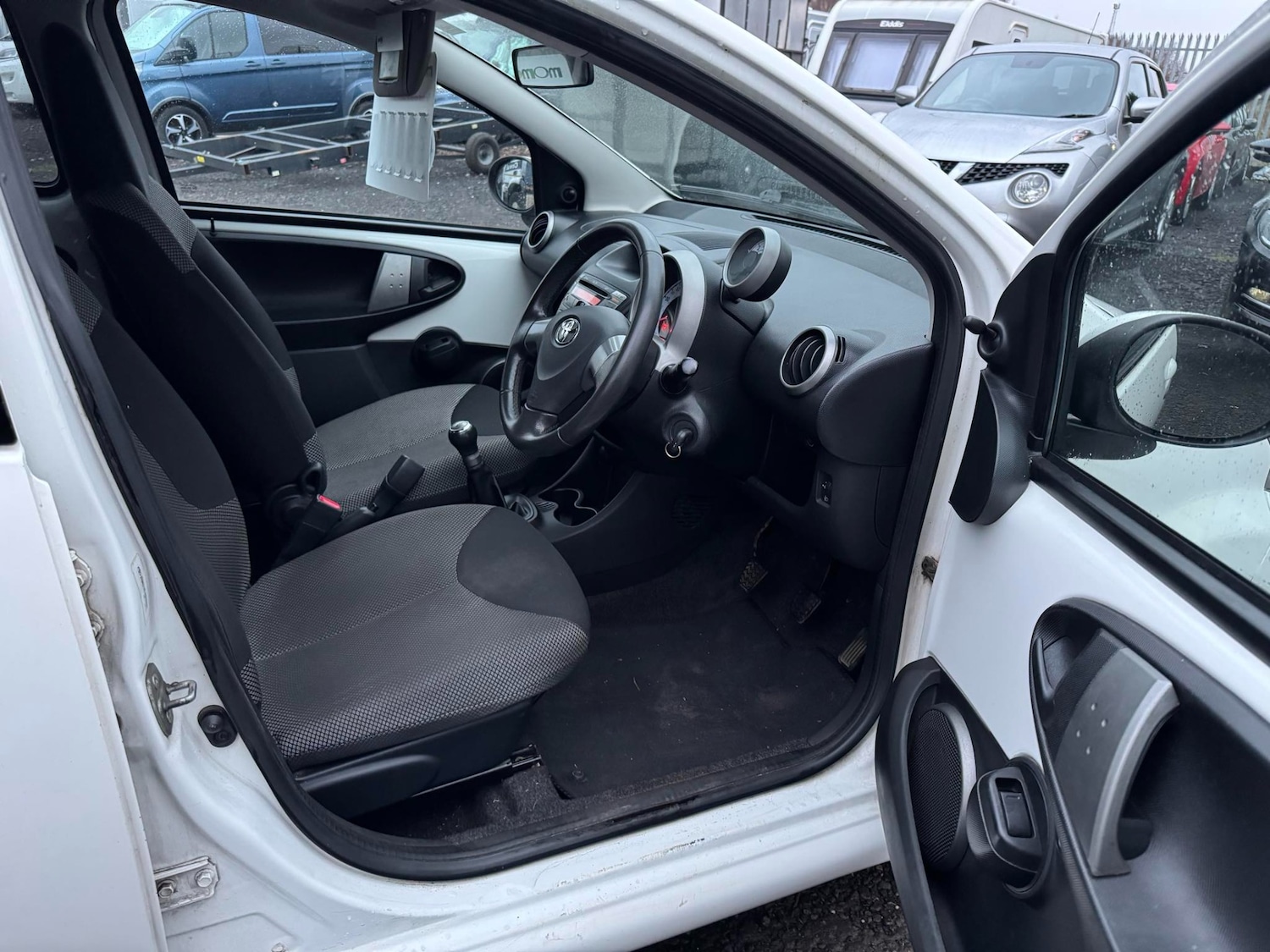 Used Toyota AYGO 2012 for sale - 76847721: Photo 11