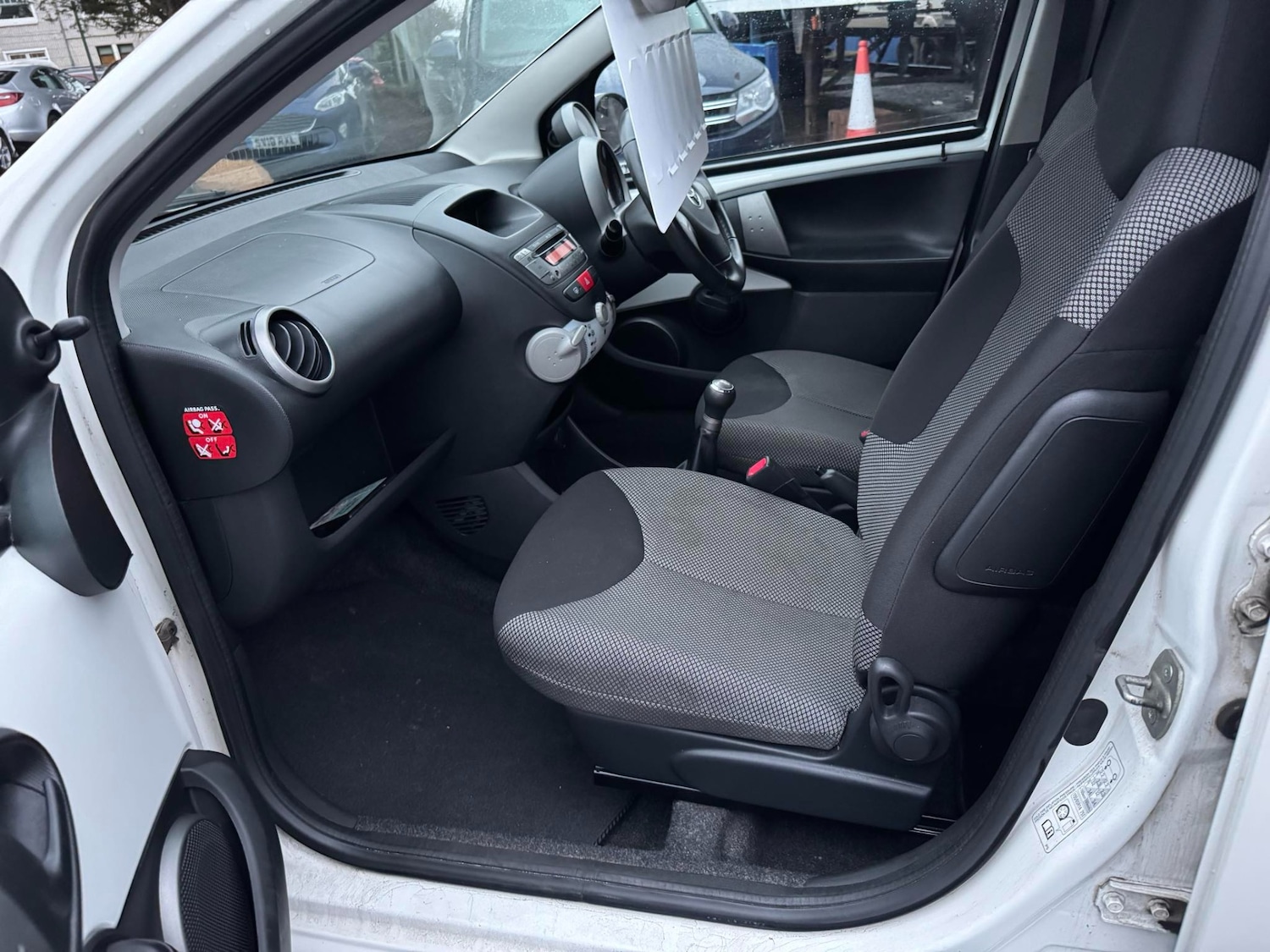 Used Toyota AYGO 2012 for sale - 76847721: Photo 13