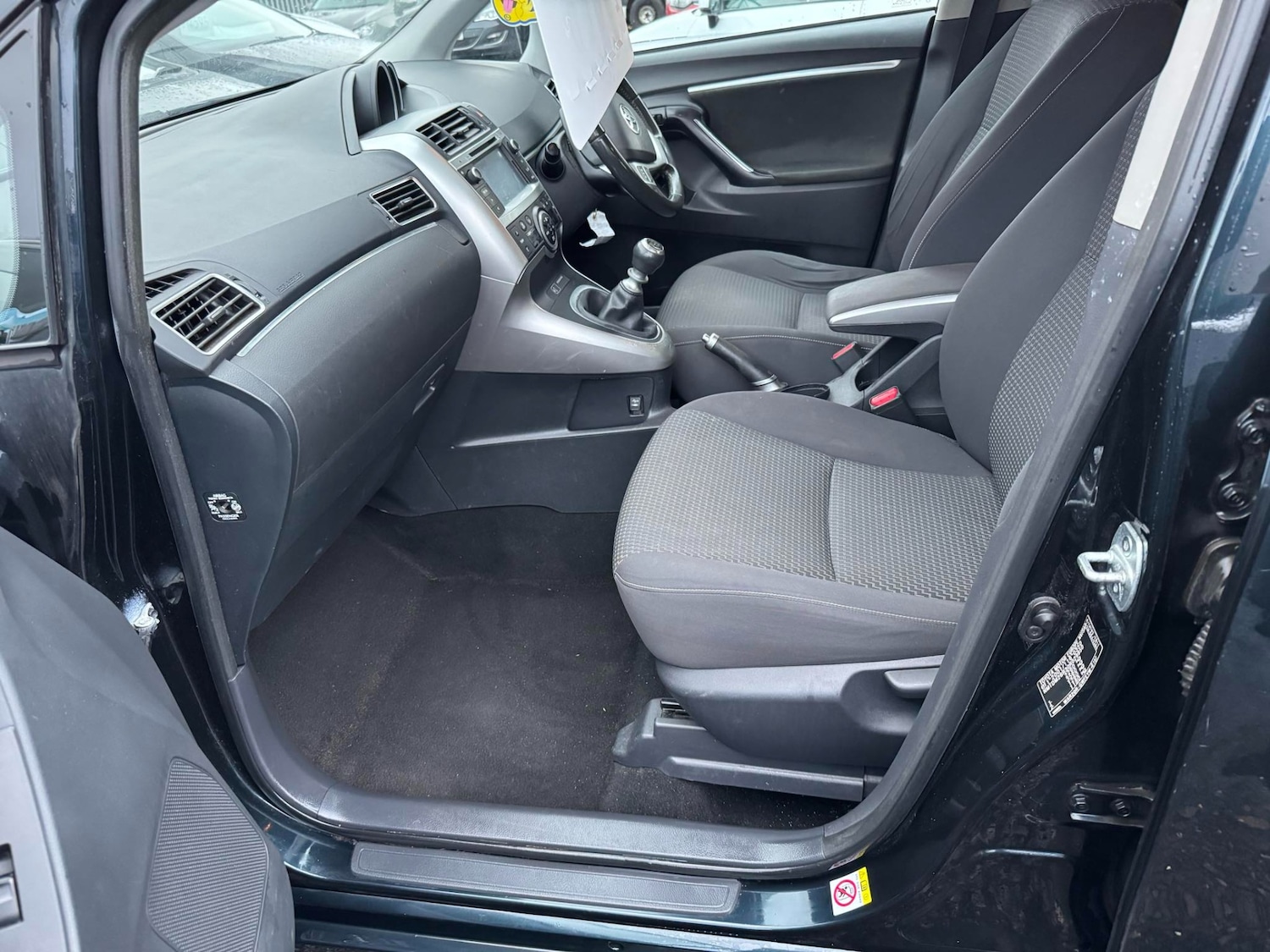 Used Toyota Verso 2015 for sale - 76847715: Photo 11