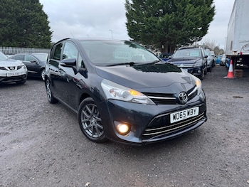 Used Toyota Verso 2015 for sale - 77277573: Photo