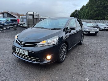 Used Toyota Verso 2015 for sale - 77277573: Photo