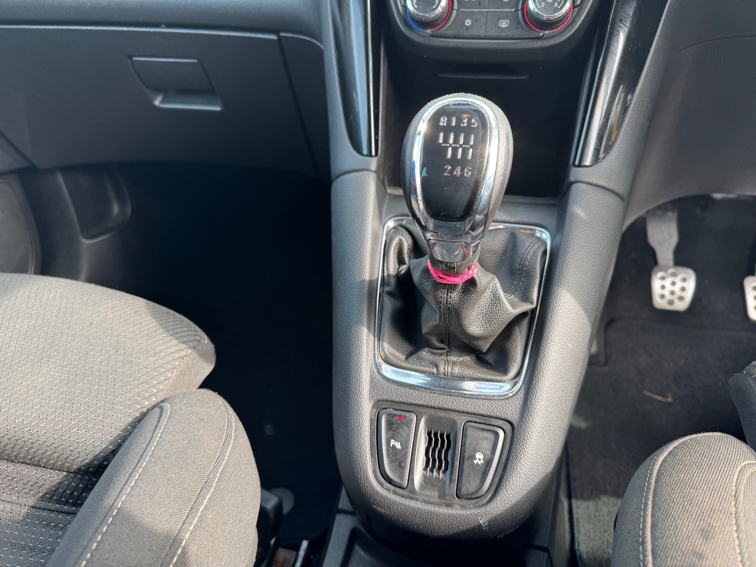 Used Vauxhall Zafira 2015 for sale - 78109852: Photo 20