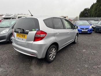 Used Honda Jazz 2023 for sale - 77888394: Photo