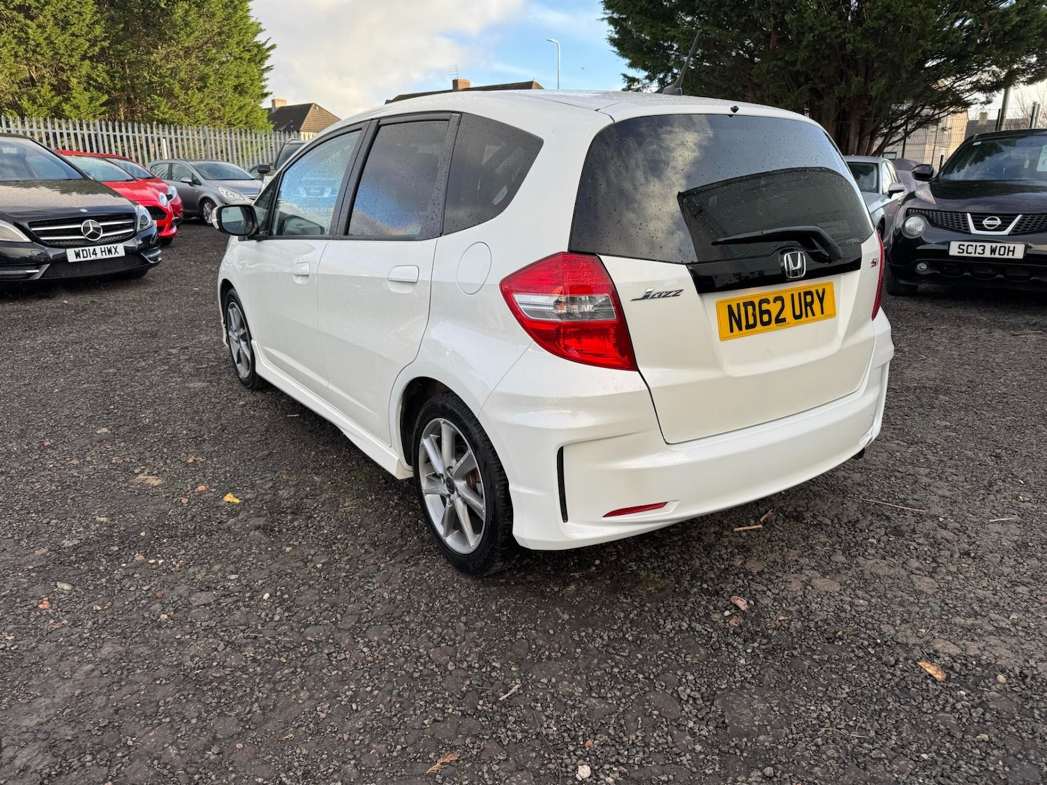 Used Honda Jazz 2012 for sale - 76611187: Photo 4