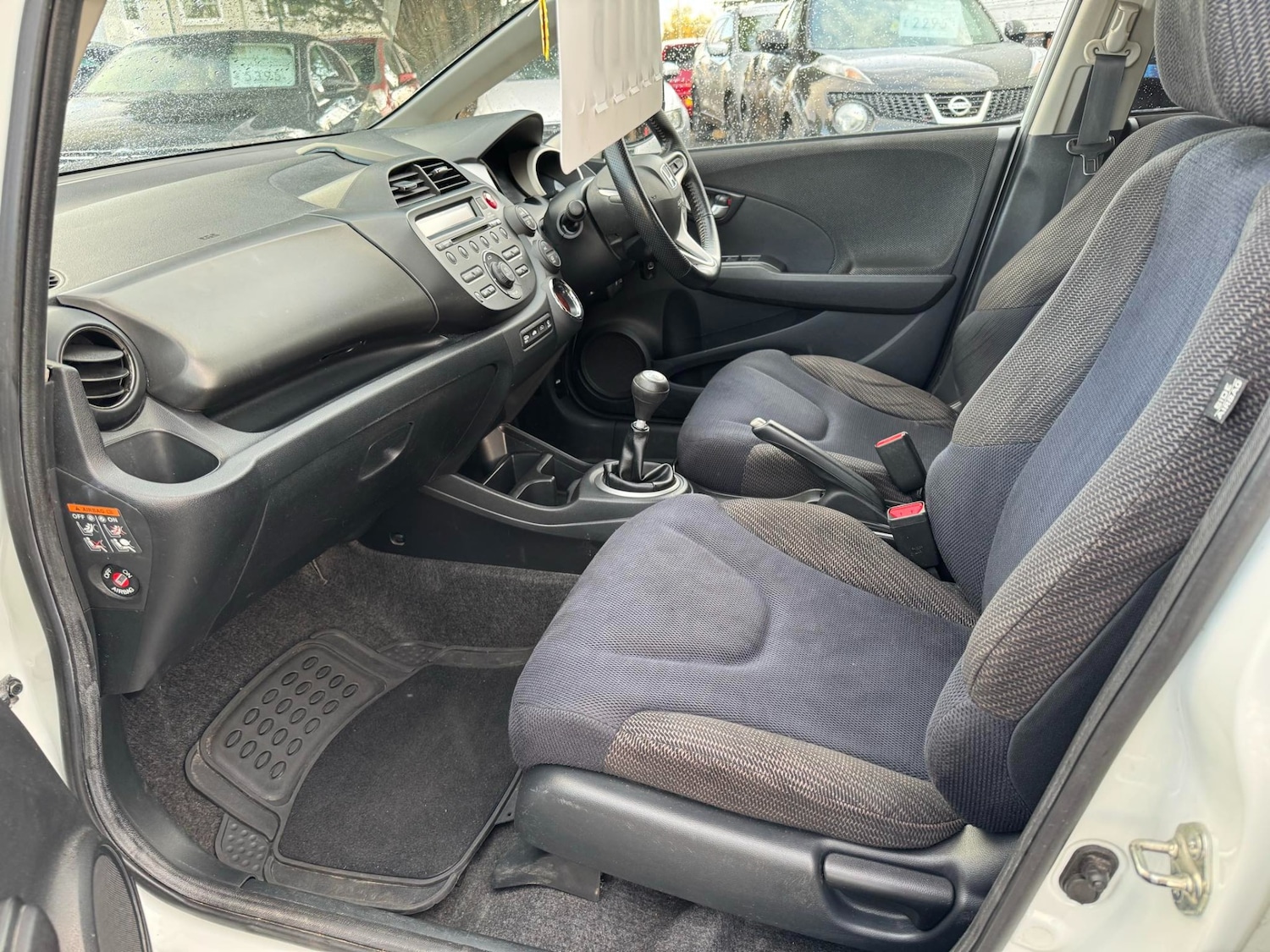 Used Honda Jazz 2012 for sale - 76611187: Photo 9