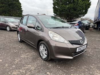 Used Honda Jazz 2013 for sale - 77377834: Photo