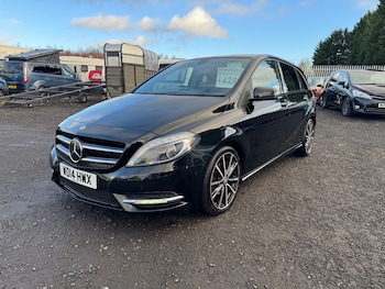 Used Mercedes-Benz B Class 2014 for sale - 77644076: Photo