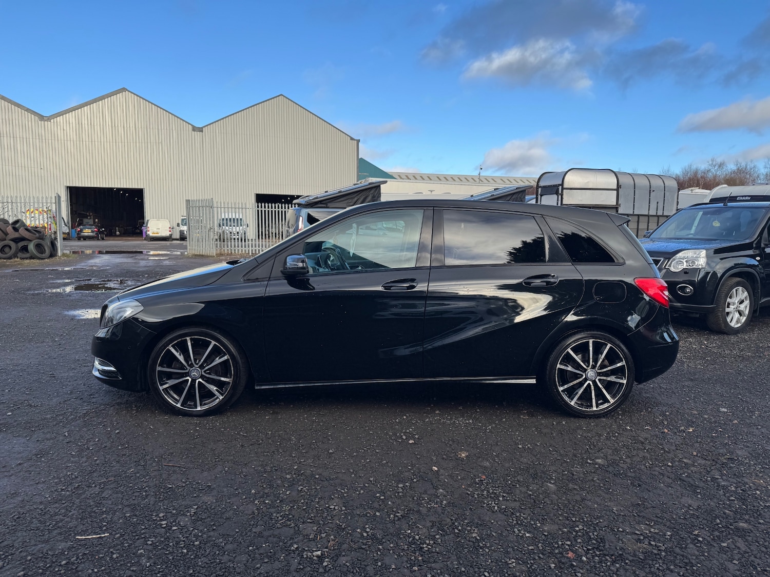 Used Mercedes-Benz B Class 2014 for sale - 77644076: Photo 6