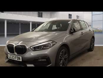 (23) - 118I SPORT 5-Door