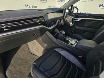 Used Volkswagen Touareg 2020 for sale - 73282876: Photo