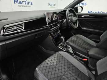 Used Volkswagen T-Roc 2023 for sale - 73418180: Photo