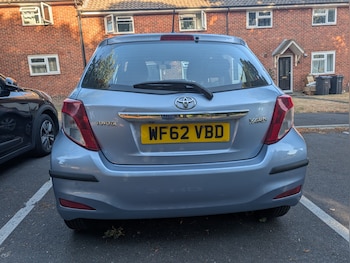 Used Toyota Yaris 2012 for sale - 79485384: Photo
