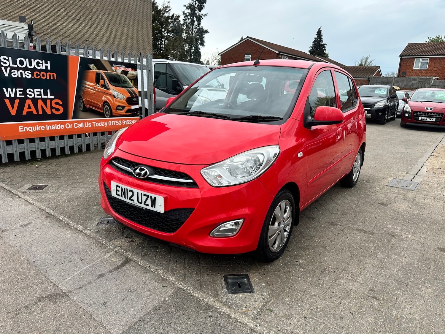 Used Hyundai i10 2012 for sale - 78190366: Photo 2