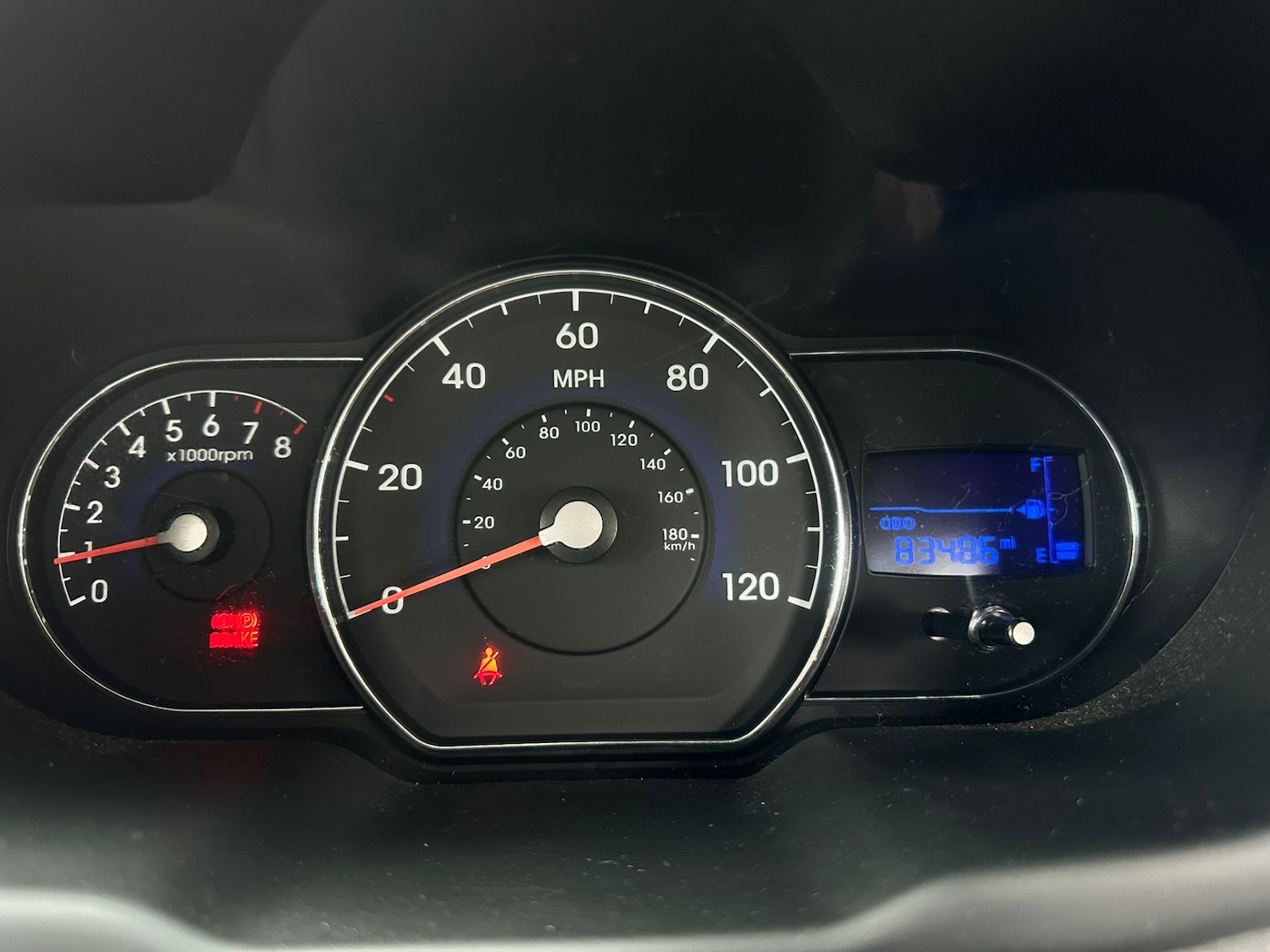 Used Hyundai i10 2012 for sale - 78190366: Photo 8