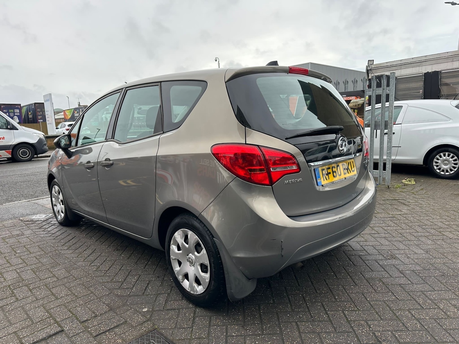 Used Vauxhall Meriva 2011 for sale - 77168440: Photo 3