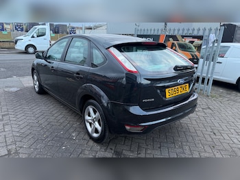 Used Ford Focus 2010 for sale - 77367356: Photo