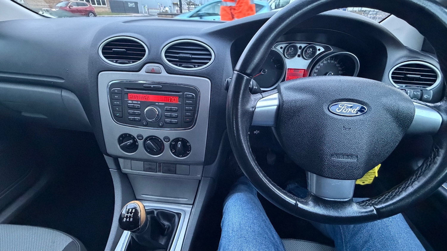 Used Ford Focus 2010 for sale - 77367356: Photo 7