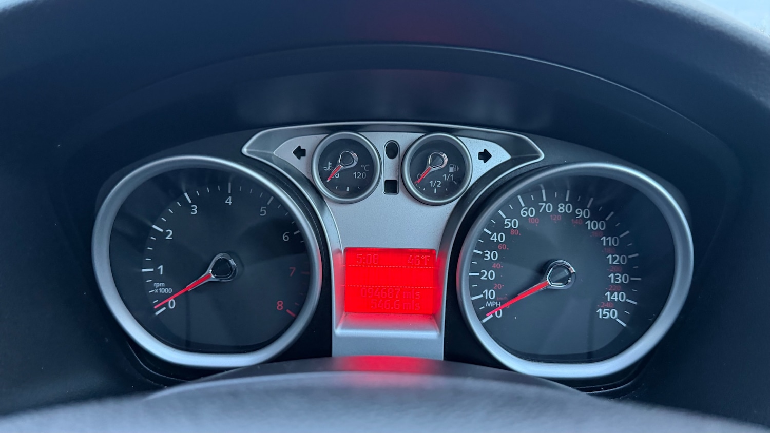 Used Ford Focus 2010 for sale - 77367356: Photo 8